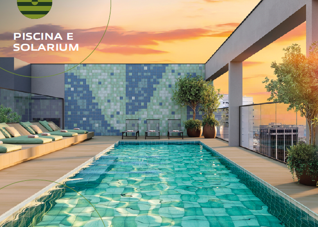 Piscina e solarium do Connect Square com deck de madeira e vista para o Centro do Rio